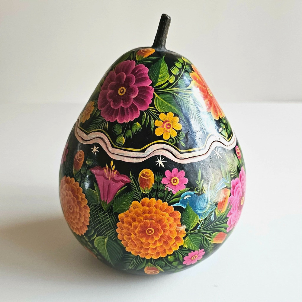Mexican Folk Art Lacquer Gourd Trinket Box Hand Painted Flowers & Birds 6.5”